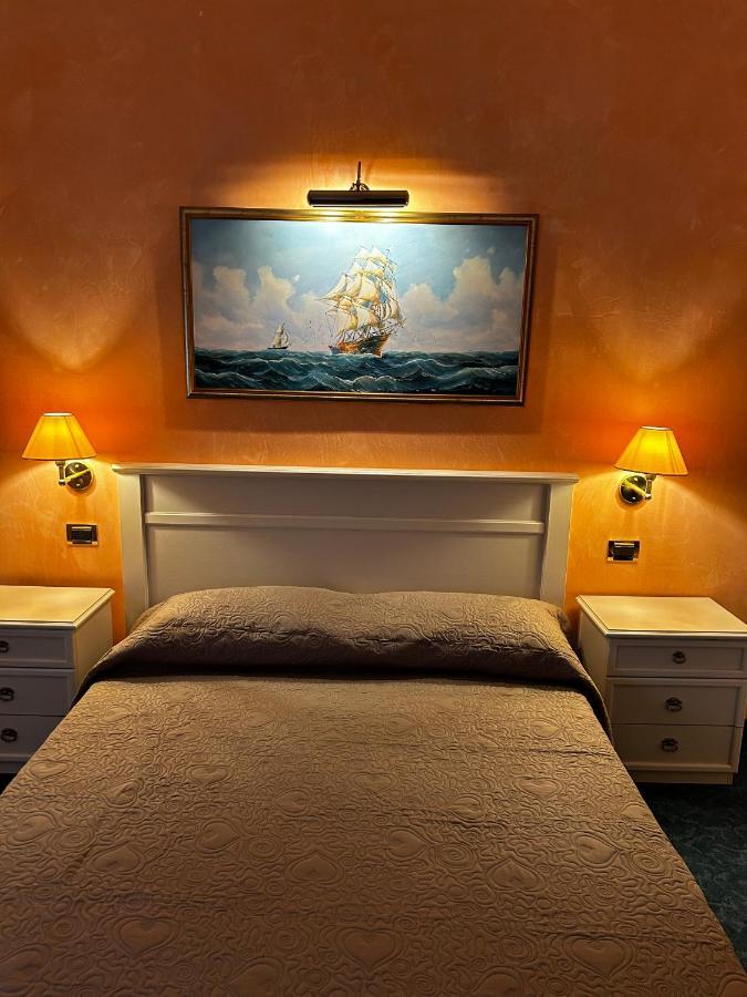 Hotel Rey'S モンテグロット・テルメ エクステリア 写真